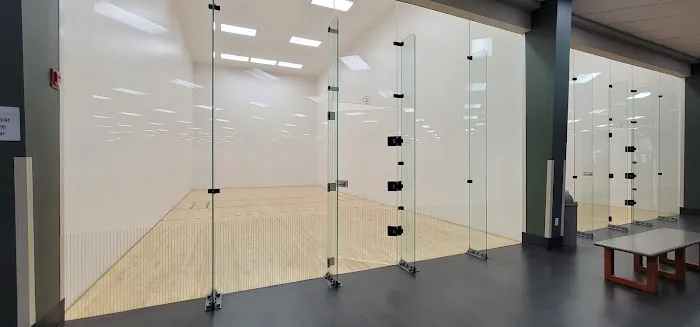 LA Fitness Picture 7