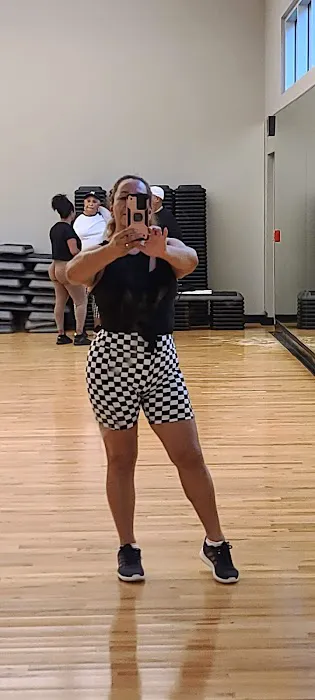 LA Fitness Picture 6