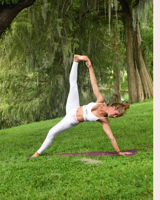 Yanet Yoga Picture 6