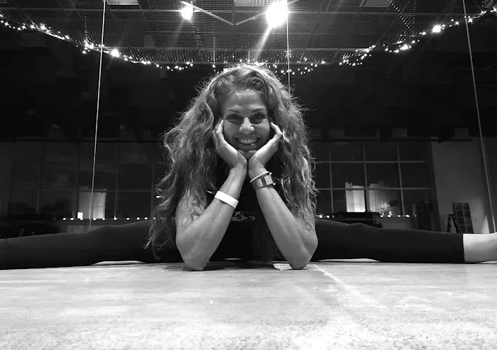 Yanet Yoga Picture 8