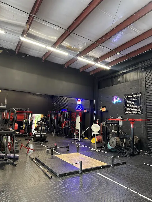 Iron House Gym Picture 5