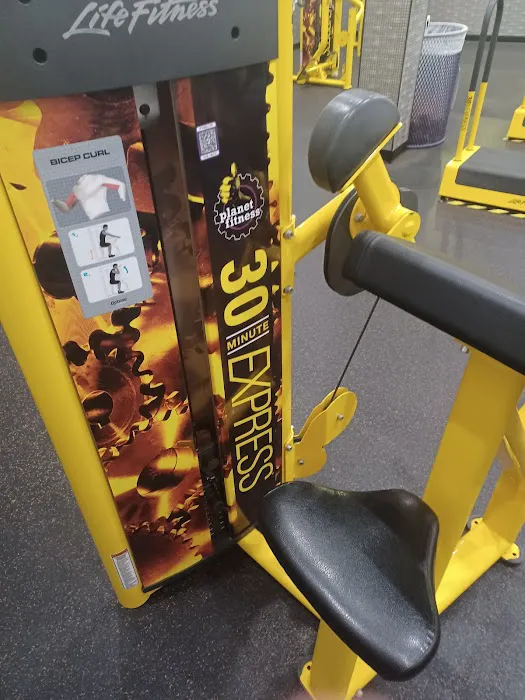 Planet Fitness Picture 3
