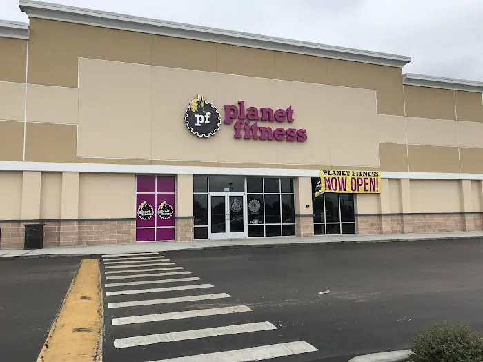 Planet Fitness Picture 2