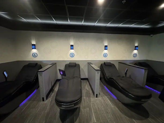 Planet Fitness Picture 9