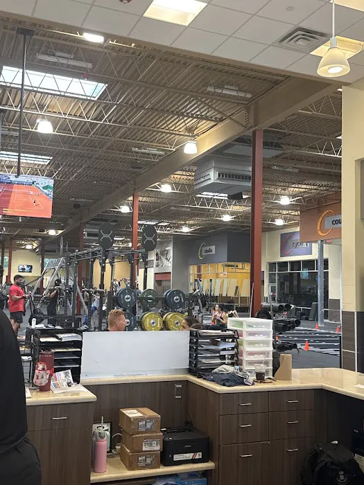 Crunch Fitness - Winter Park Picture 3