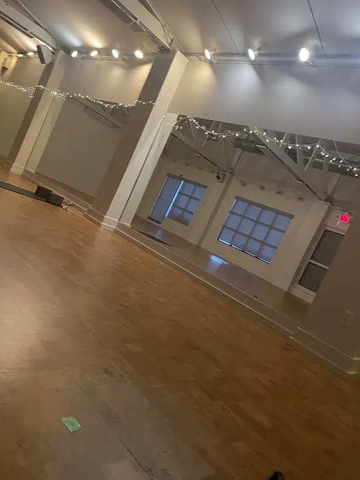 Full Circle Yoga Picture 10