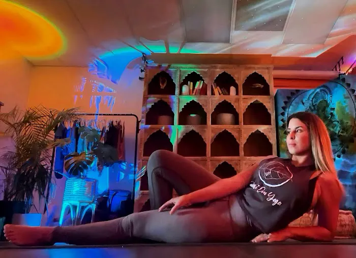 Bodhi Om Yoga Picture 1