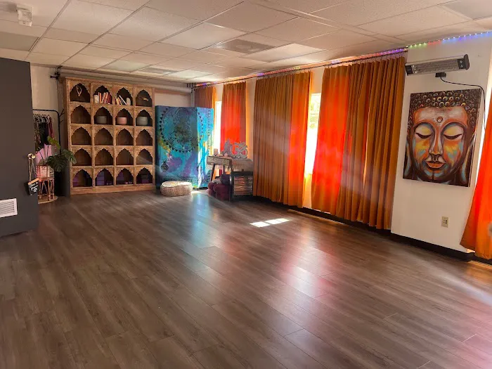 Bodhi Om Yoga Picture 9