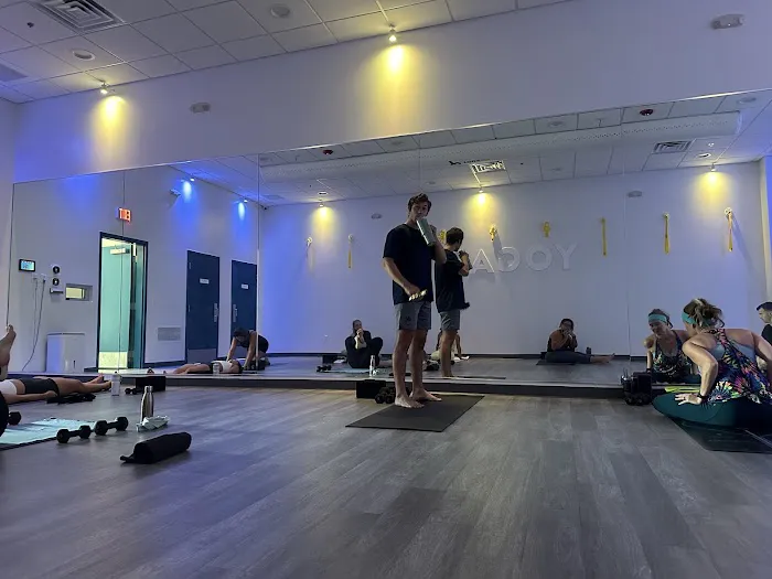 YogaSix Waterford Lakes Picture 10