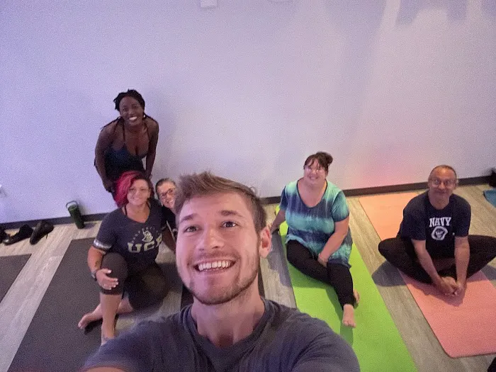 YogaSix Waterford Lakes Picture 3