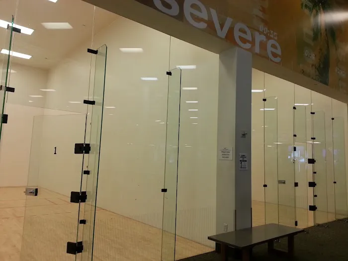 LA Fitness Picture 10