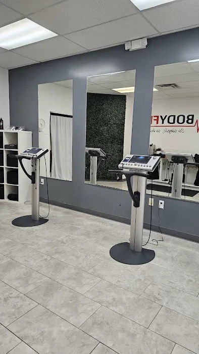 Iron Bodyfit Waterford Lakes Picture 5