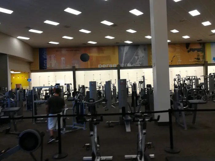 LA Fitness Picture 2