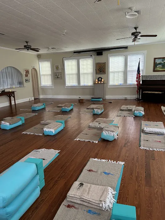 Radiant Roots Yoga Picture 1