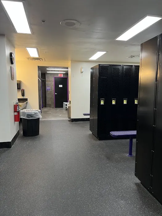 Planet Fitness Picture 8