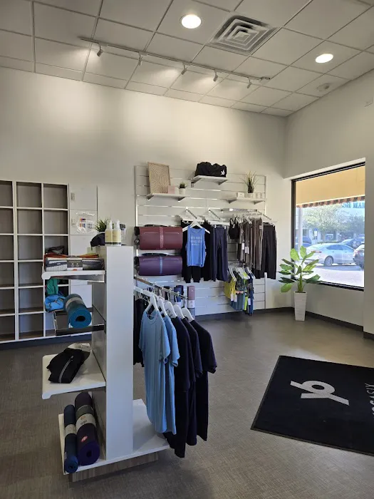 YogaSix Winter Springs Picture 8