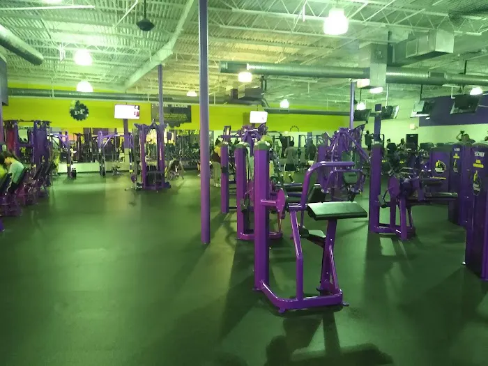 Planet Fitness Picture 2