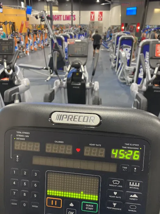 Crunch Fitness - Casselberry Picture 1