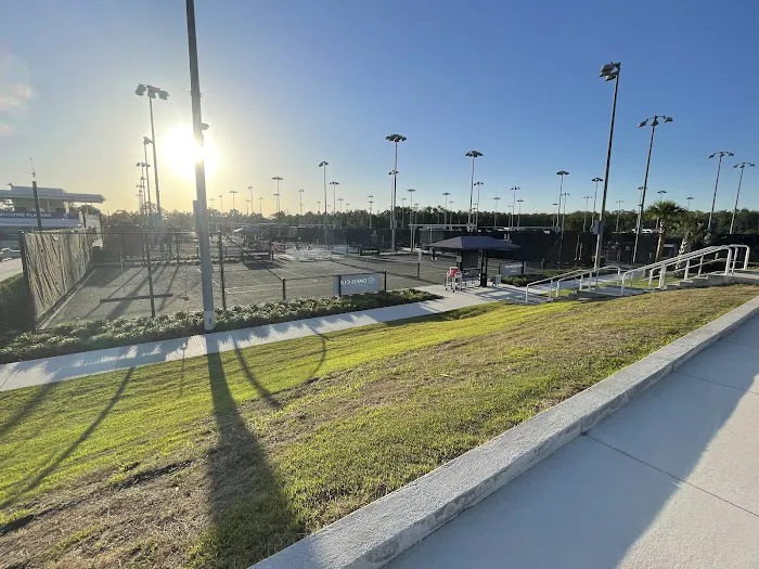 USTA NATIONAL TRAINING CENTER Picture 4