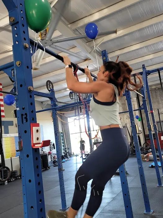 Boast Only CrossFit Picture 1