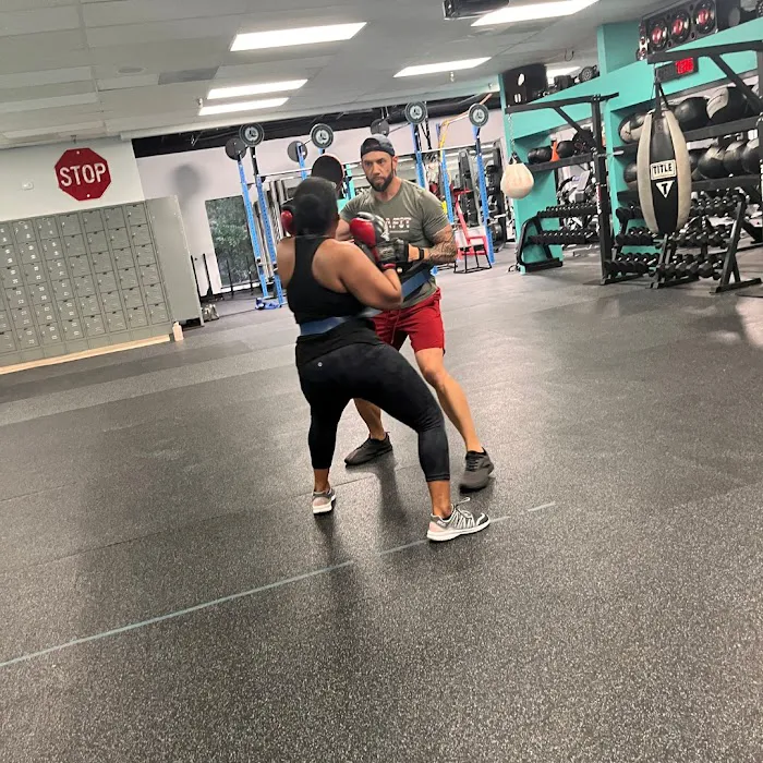 LunaFit Gym Picture 8