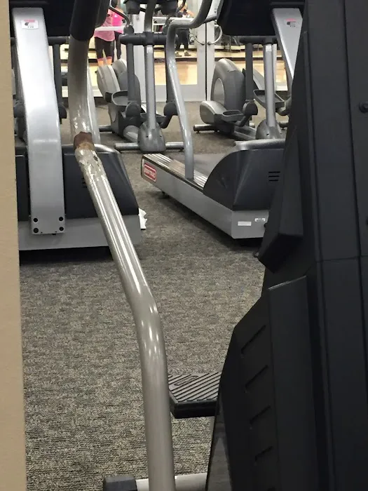 LA Fitness Picture 8