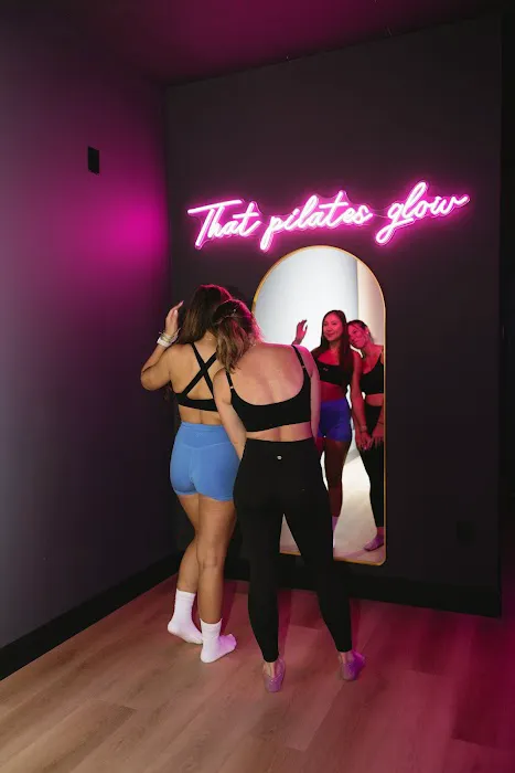 REFORM FITNESS Picture 7