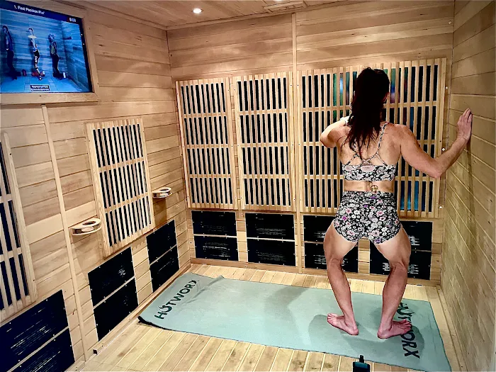 HOTWORX - Orlando, FL - University Blvd Picture 6