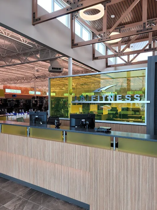 LA Fitness Picture 10