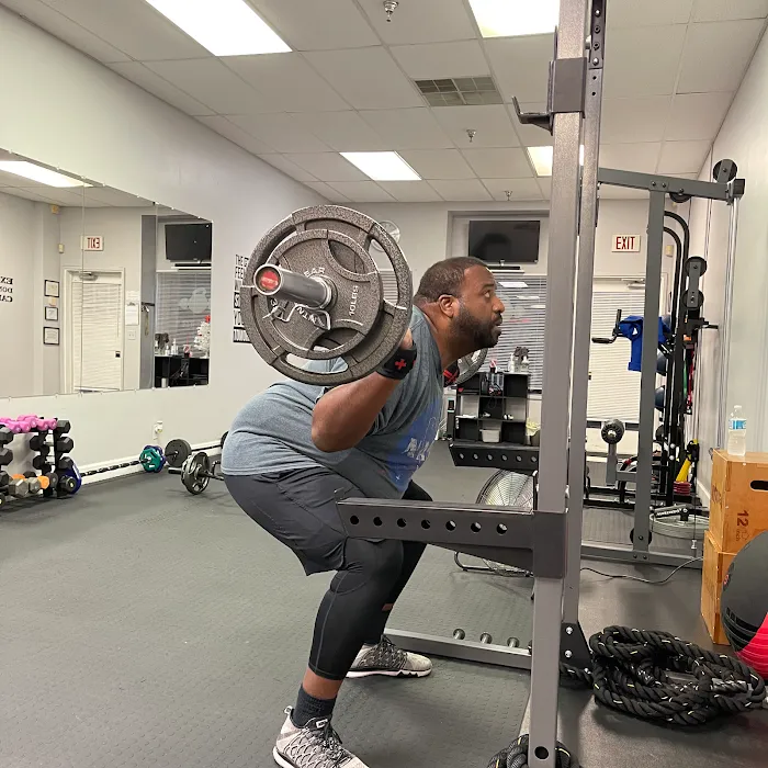 KEEP FIT TRAINING FITNESS STUDIO Picture 3