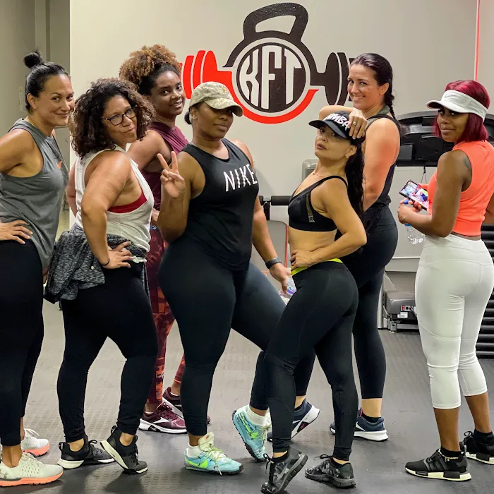 KEEP FIT TRAINING FITNESS STUDIO Picture 5