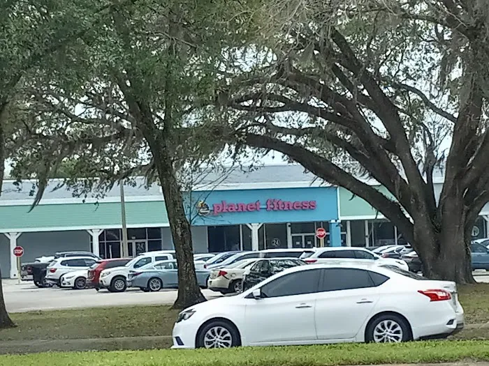 Planet Fitness Picture 9