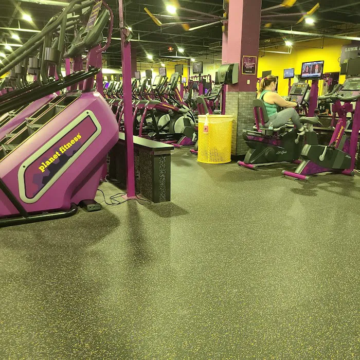 Planet Fitness Picture 2