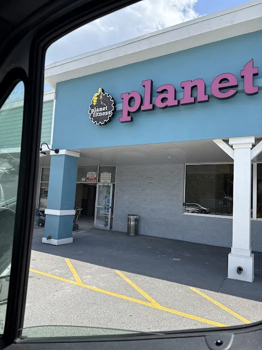 Planet Fitness Picture 1