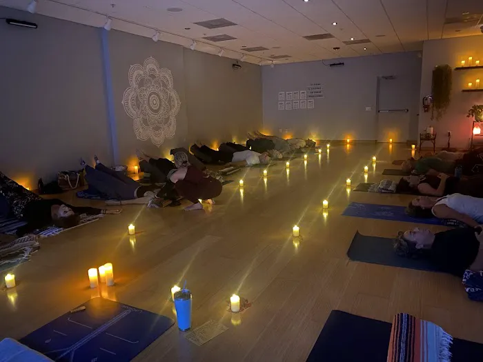 Guruv Yoga Picture 3