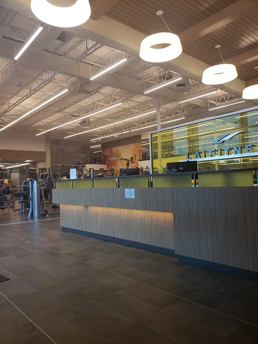 LA Fitness Picture 5