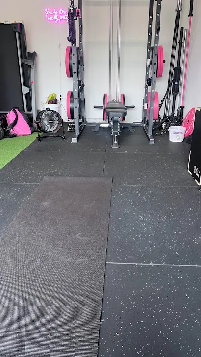 Pretty in Pink Fitness Picture 4