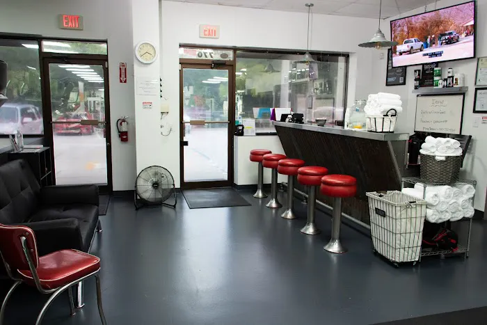 RockStar Fitness Club Picture 8