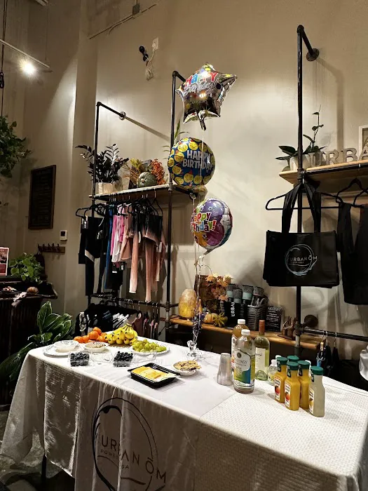 Urban Ōm Power Yoga Picture 4