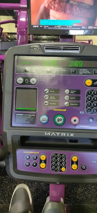 Planet Fitness Picture 1