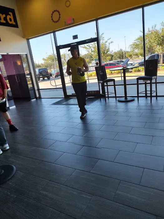 Planet Fitness Picture 5