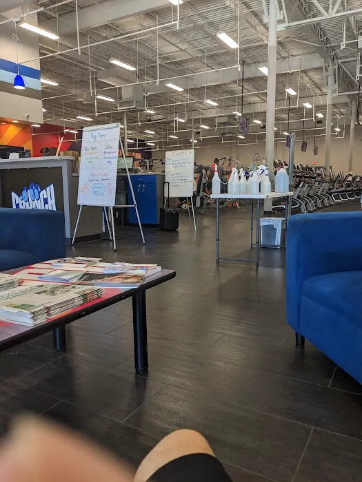 Crunch Fitness - Deltona Picture 9