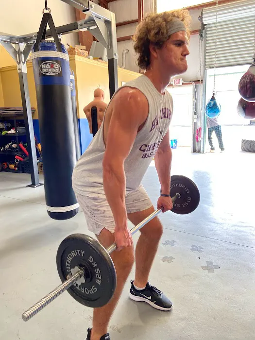 Lou's Community Boxing and fitness Picture 5