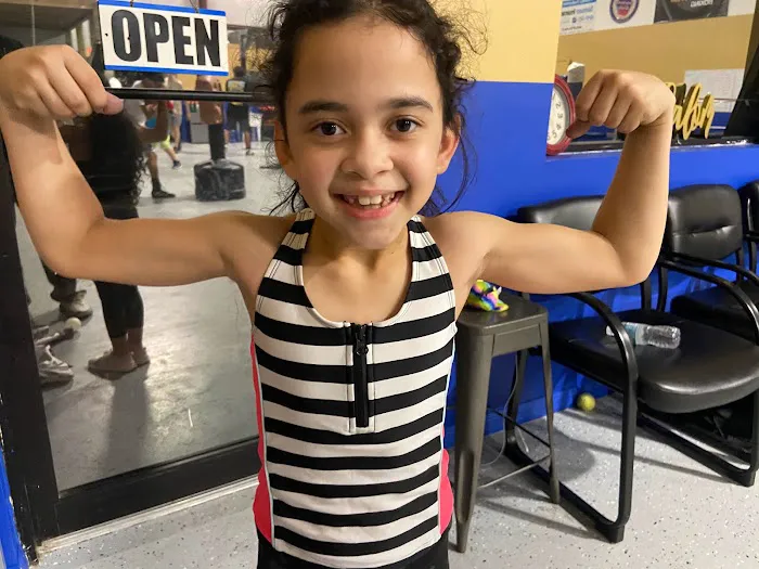 Lou's Community Boxing and fitness Picture 3