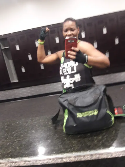 Planet Fitness Picture 7