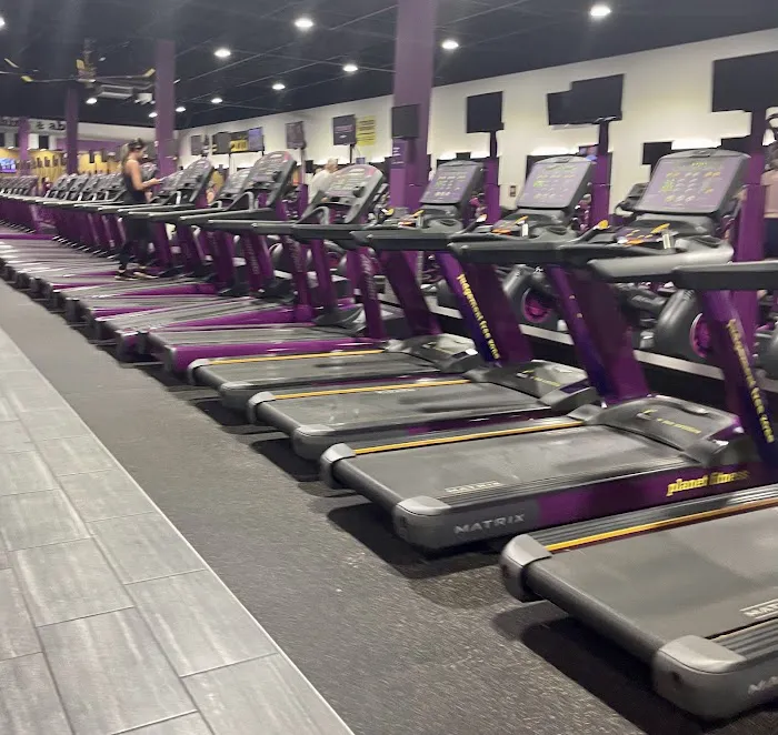 Planet Fitness Picture 2