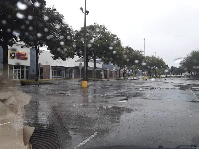 Planet Fitness Picture 9