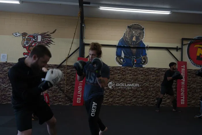 CAVEMAN CREW MMA GYM Picture 4