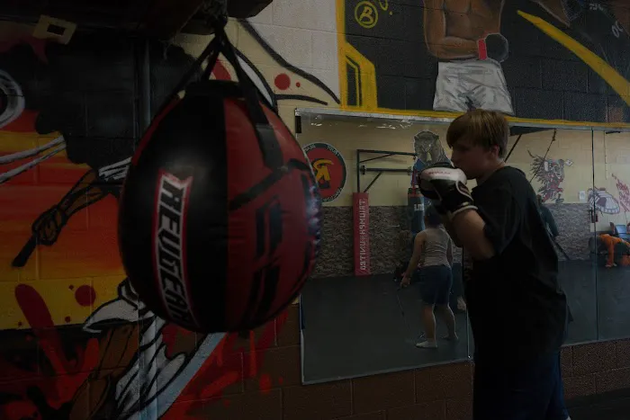 CAVEMAN CREW MMA GYM Picture 3