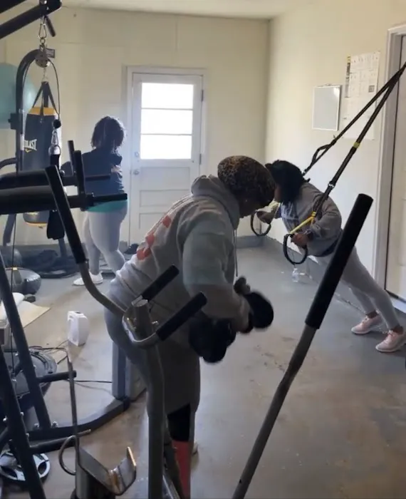 4RealFitness LLC Picture 9